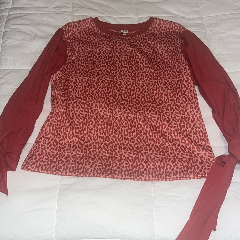 Ivy Jane burnt orange  leopard print longsleeve sweater/shirt size S/M EUC